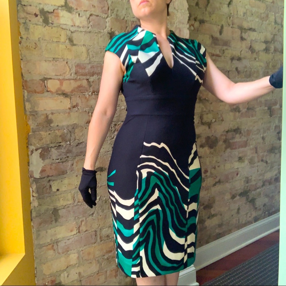 JAX 🔥 bodycon green and black sleeveless dress